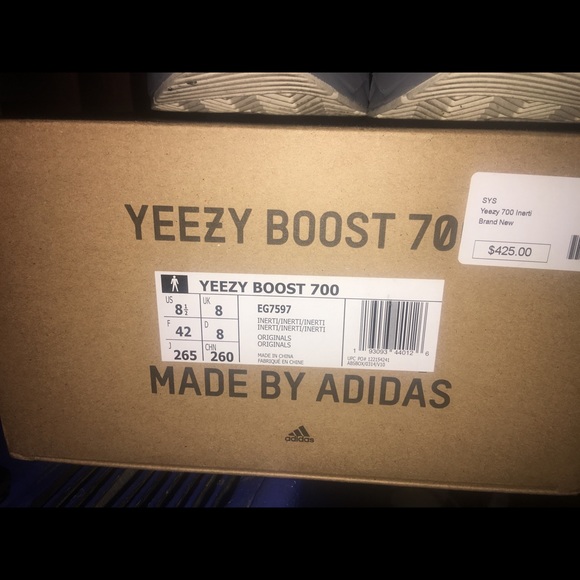 Yeezy - Picture 3 of 3